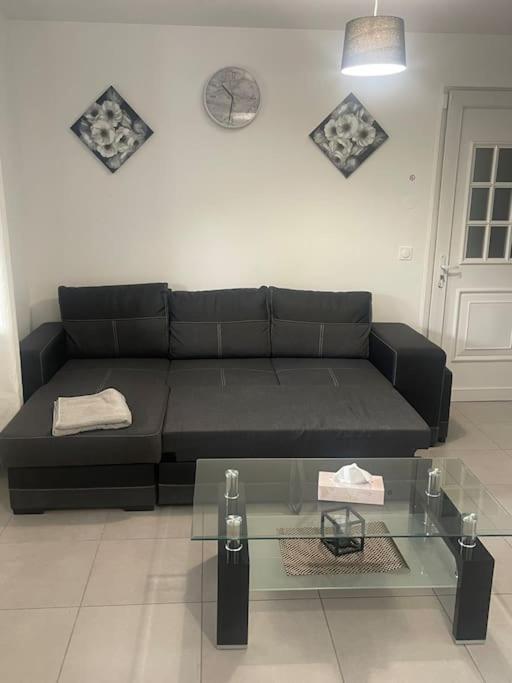 Appartamento L6/Villiers-Le-Bel Proche Roissy Esterno foto