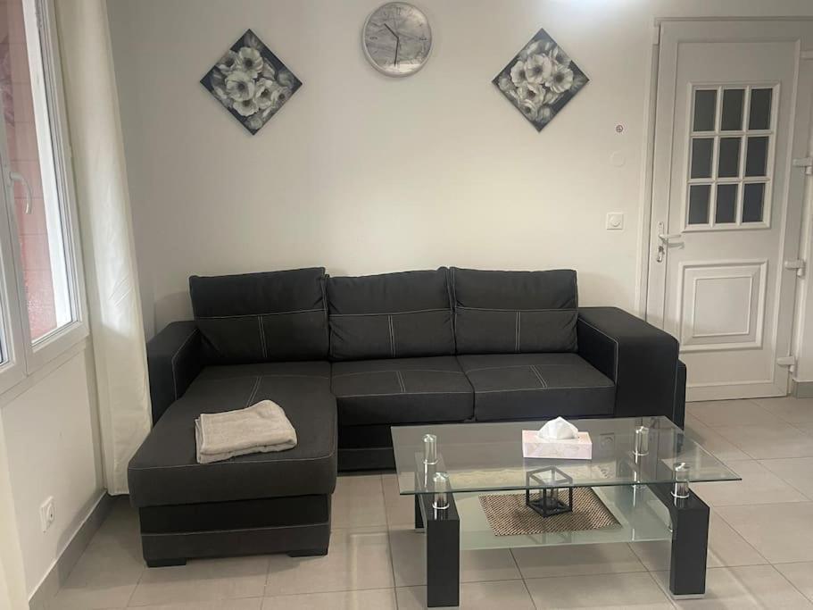 Appartamento L6/Villiers-Le-Bel Proche Roissy Esterno foto